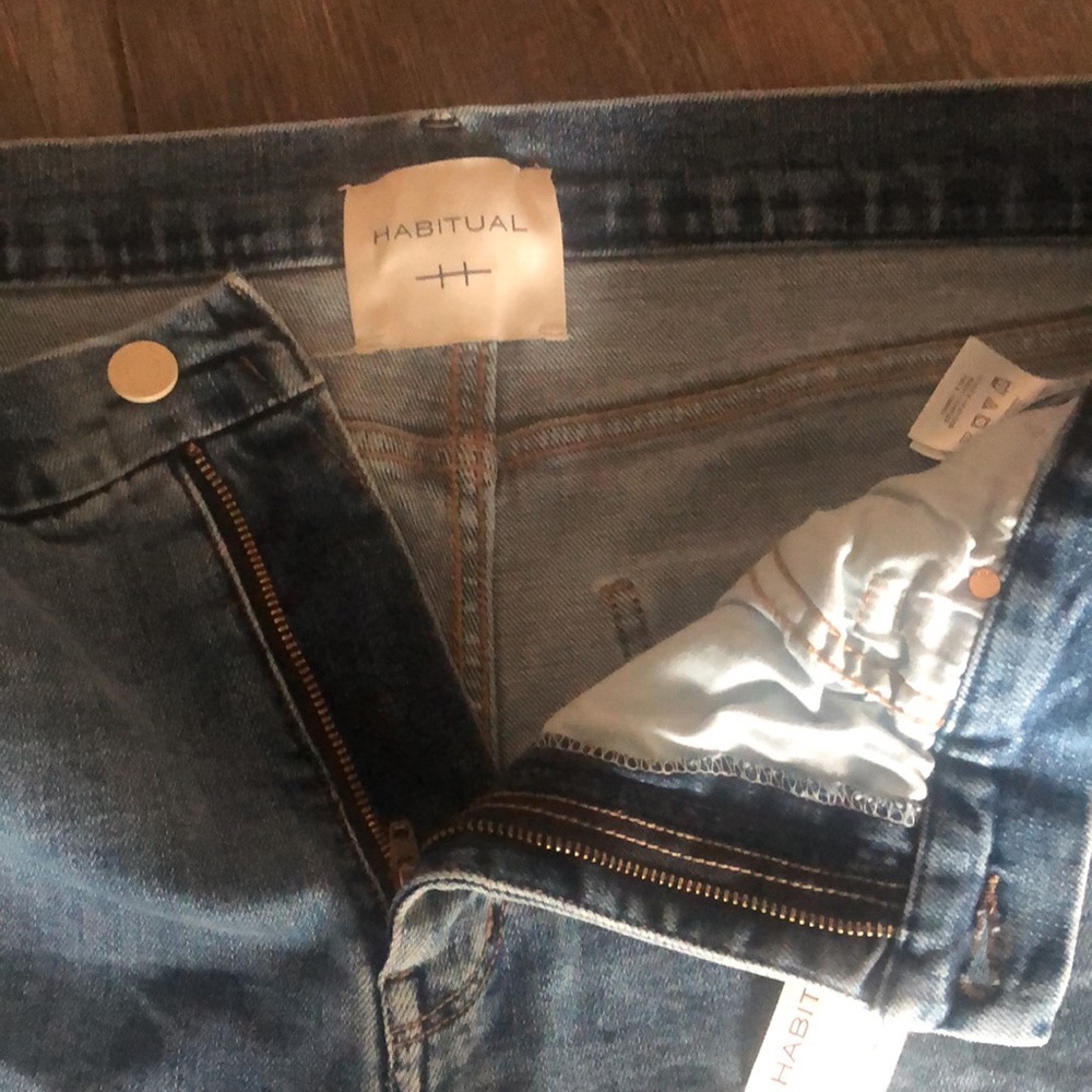 NWT Habitual Jean Shorts - Picture 3 of 10